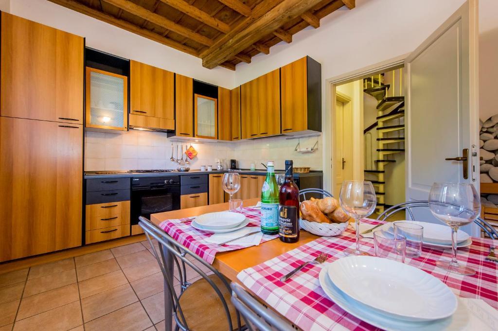 マルグラーテLe Residenze Del Conte Agudioアパートメント 部屋 写真